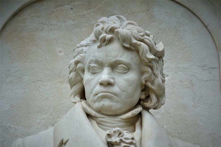 Vedeli ste, že skladateľ Beethoven sa zrejme otrávil olovom? 