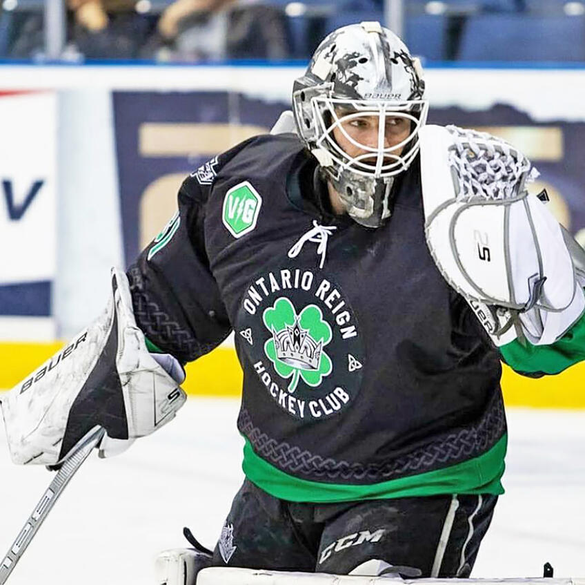 Hokejista Peter Budaj ako jediný Slovák na poste trénera v NHL: Je to veľká česť