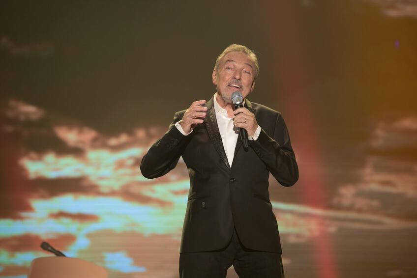 Spevák Karel Gott