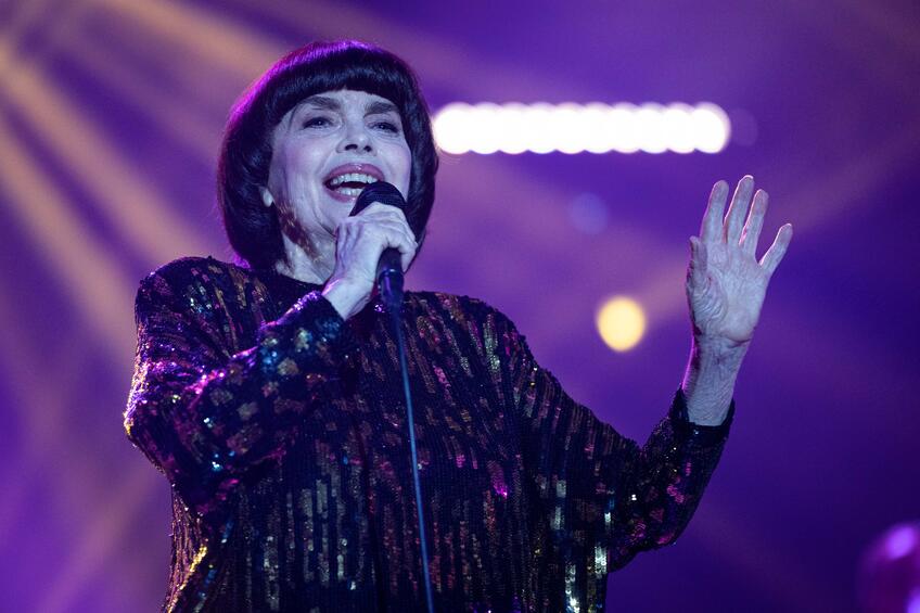 Mireille Mathieu navštívi Bratislavu: Teší sa na našu vianočnú atmosféru!