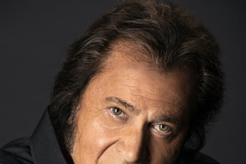 Engelbert Humperdinck mieri do Česka: Kráľ milostných balád vystúpi v pražskej Lucerne