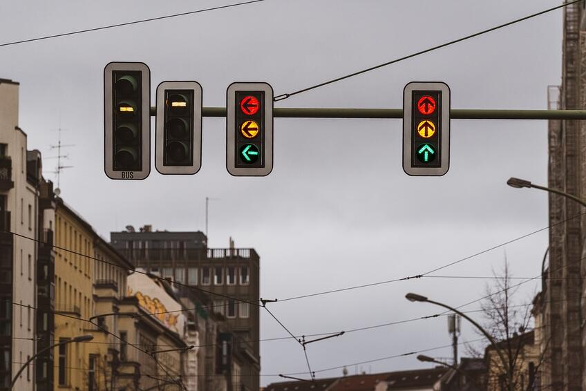 Okrúhle výročie prvého semaforu: Červená alebo zelená?